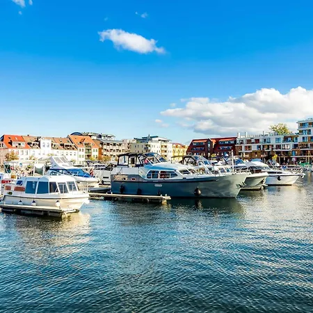 - Modernes Design Nahe Mueritzstrand & Wellness アパート ヴァーレン